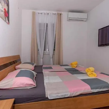 In 42253 Crikvenica