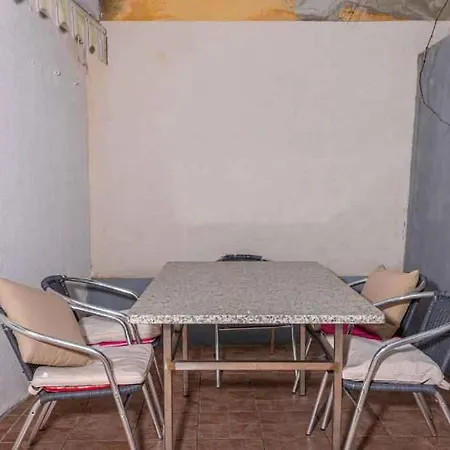 In 42253 Apartment